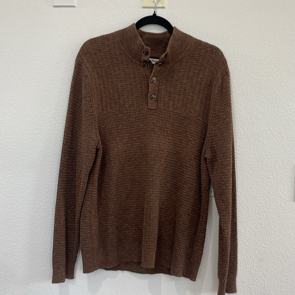 Tommy Bahama Men's Isidro Button Mock
Sweater (new without tags)
